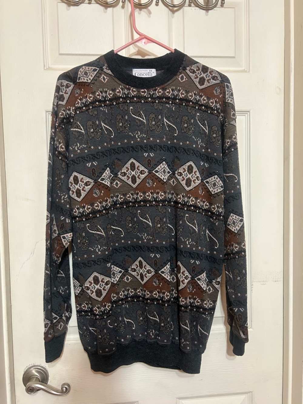 vintage Concelli crewneck sweater, from the late 80’s 90’s made in Italy L